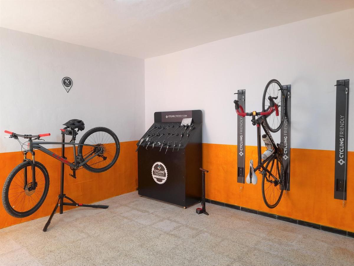 Hostal Doris - Adults Only Colonia de Sant Jordi Luaran gambar