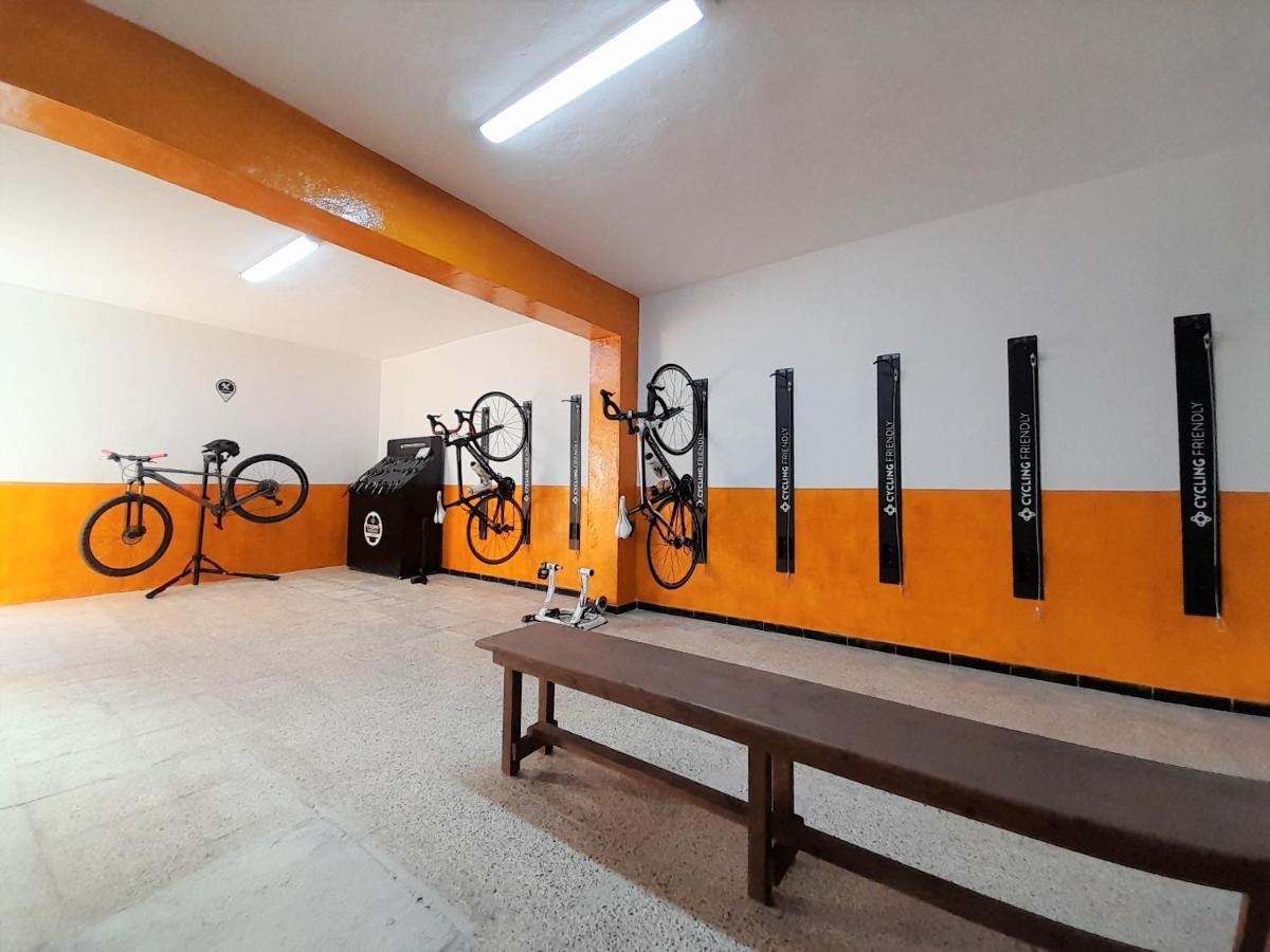 Hostal Doris - Adults Only Colonia de Sant Jordi Luaran gambar