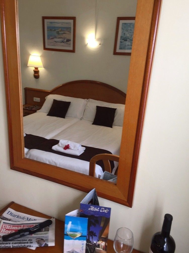 Hostal Doris - Adults Only Colonia de Sant Jordi Luaran gambar