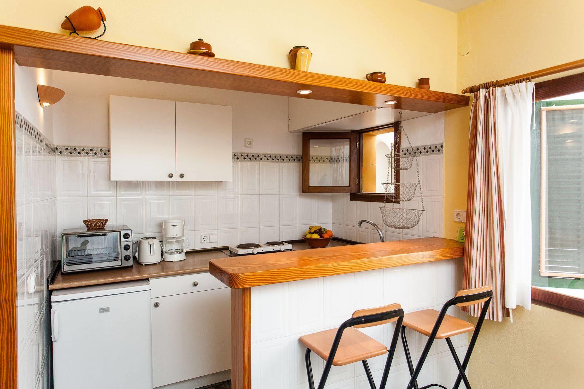 Hostal Doris - Adults Only Colonia de Sant Jordi Luaran gambar