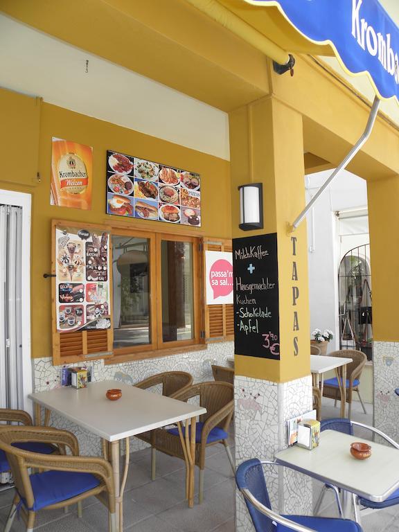 Hostal Doris - Adults Only Colonia de Sant Jordi Luaran gambar